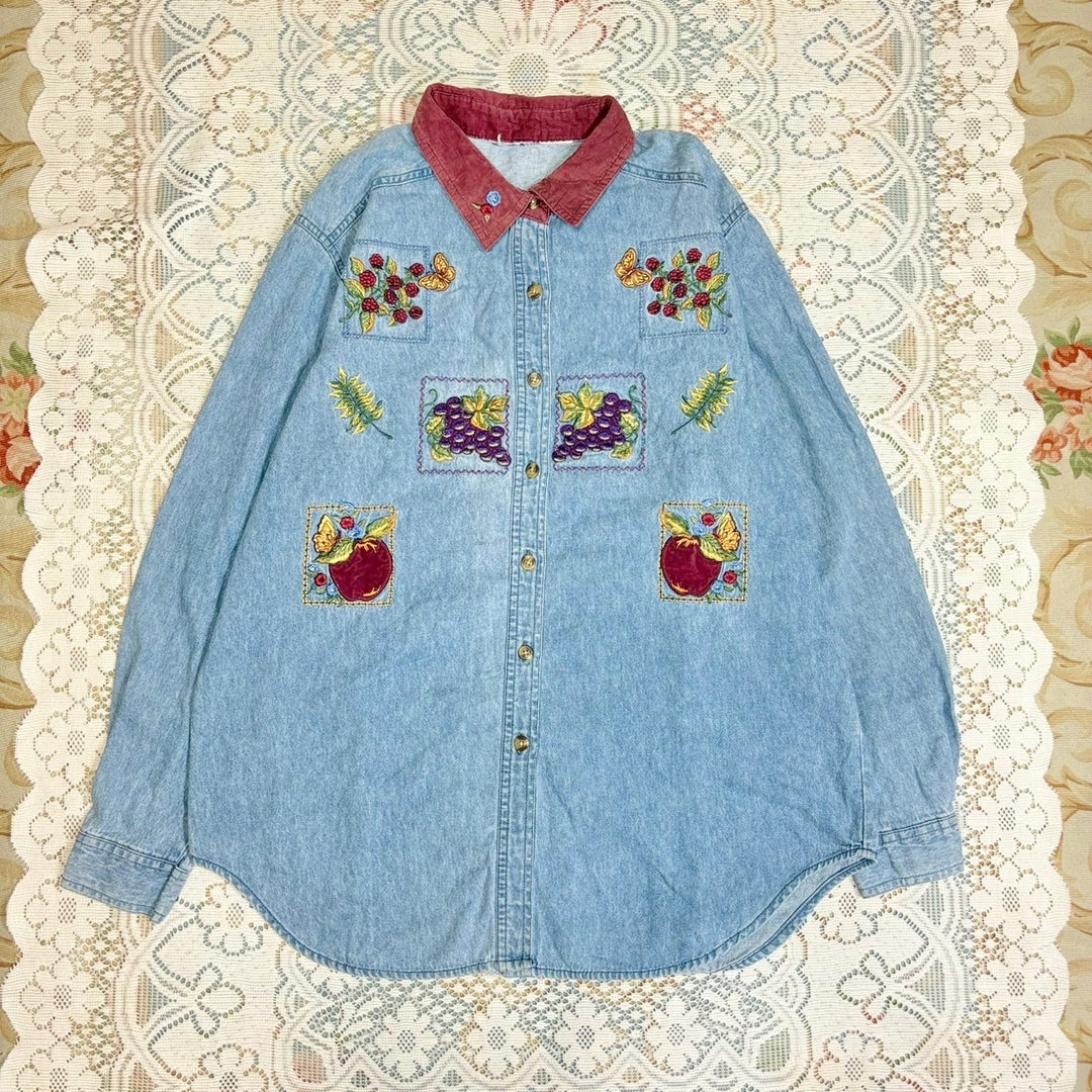 秋の味覚をたのしむデニムシャツ