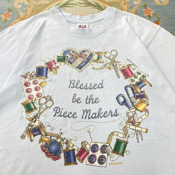 おうちでおばあちゃんにお裁縫を教えてもらう日のTシャツ