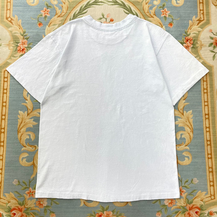おうちでおばあちゃんにお裁縫を教えてもらう日のTシャツ
