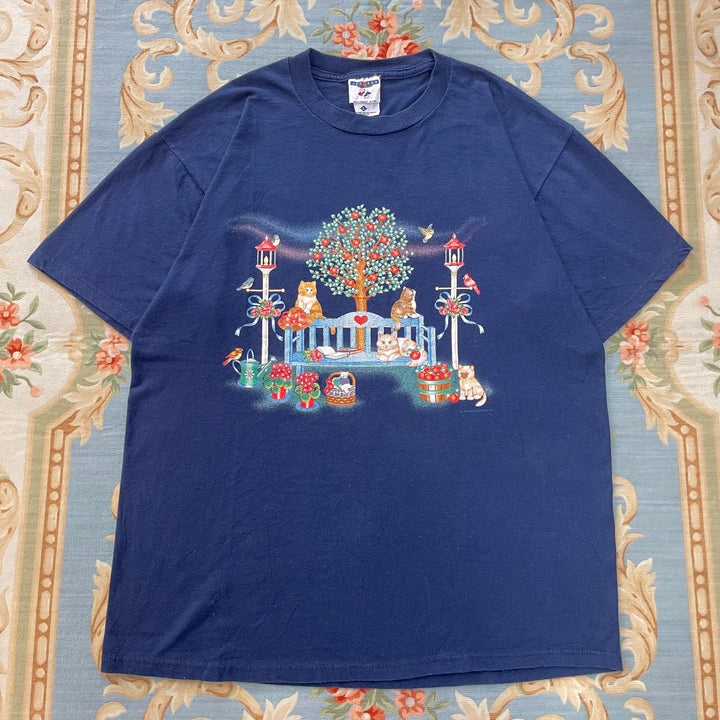 お気に入りのパン屋さんにアップルパイを買いに行く日のTシャツ