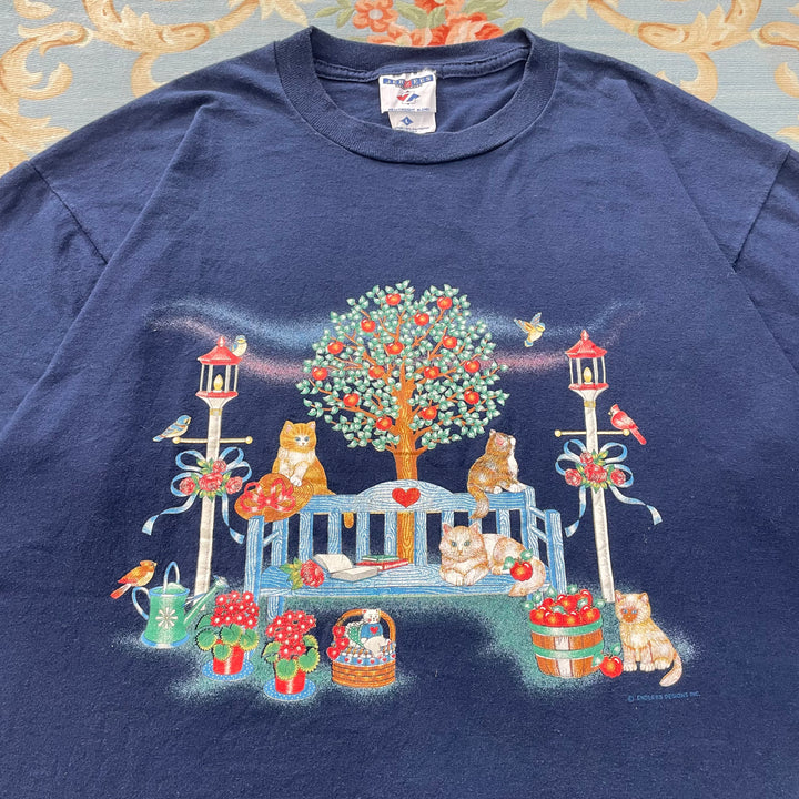 お気に入りのパン屋さんにアップルパイを買いに行く日のTシャツ