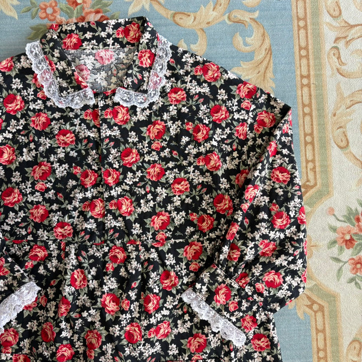 レトロ ガーリー かわいい 可愛い ボーイッシュ プレッピー 純喫茶 くま ねこ お花 おでかけ 女の子 女子 古着 古着屋、古着販売、古着卸 コーデ コーディネート 普段着 埼玉 久喜 株式会社叶 東京 麻布 EC オンライン 通販 昭和レトロ 古着屋ないしょ。